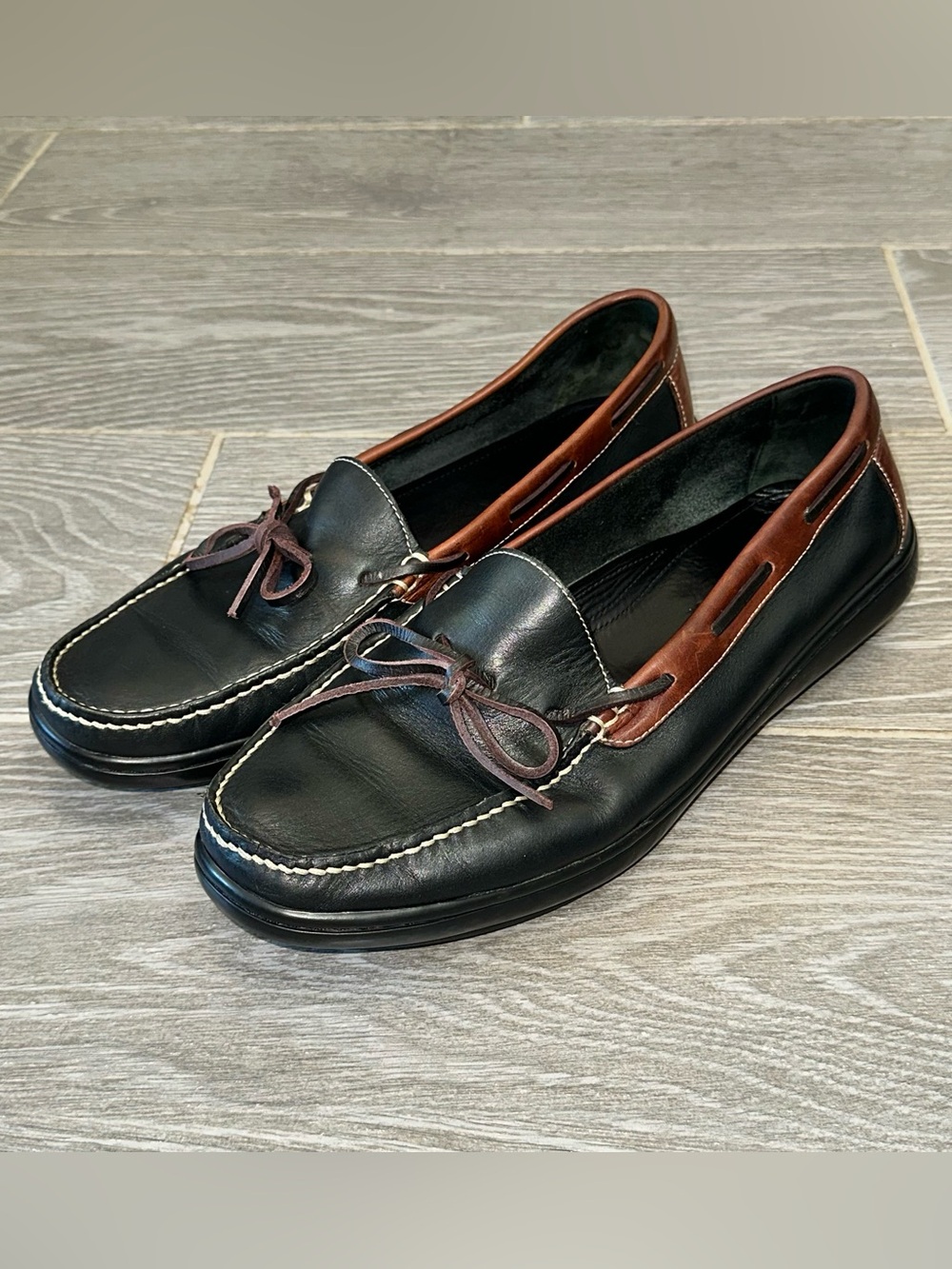 Cole Haan Venetian Men's 11 Two-Tone Black Brown Leather Driving Loafer Moccasin